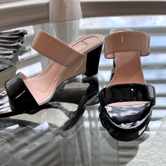 Fendi strapless Sandles - Picture 1 of 5